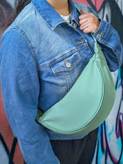 On the Go- Unisex Fanny Pack Bag