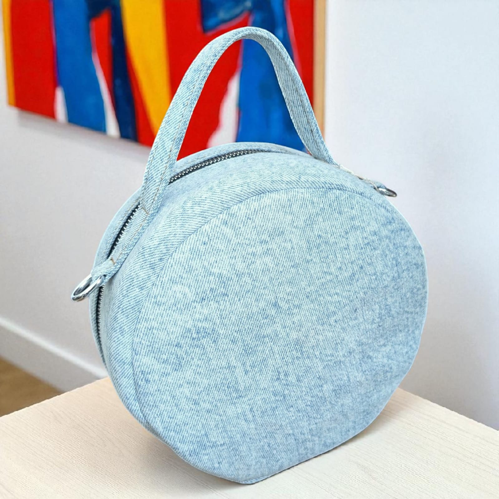 Round Bag- Trendy Look with Ample Space