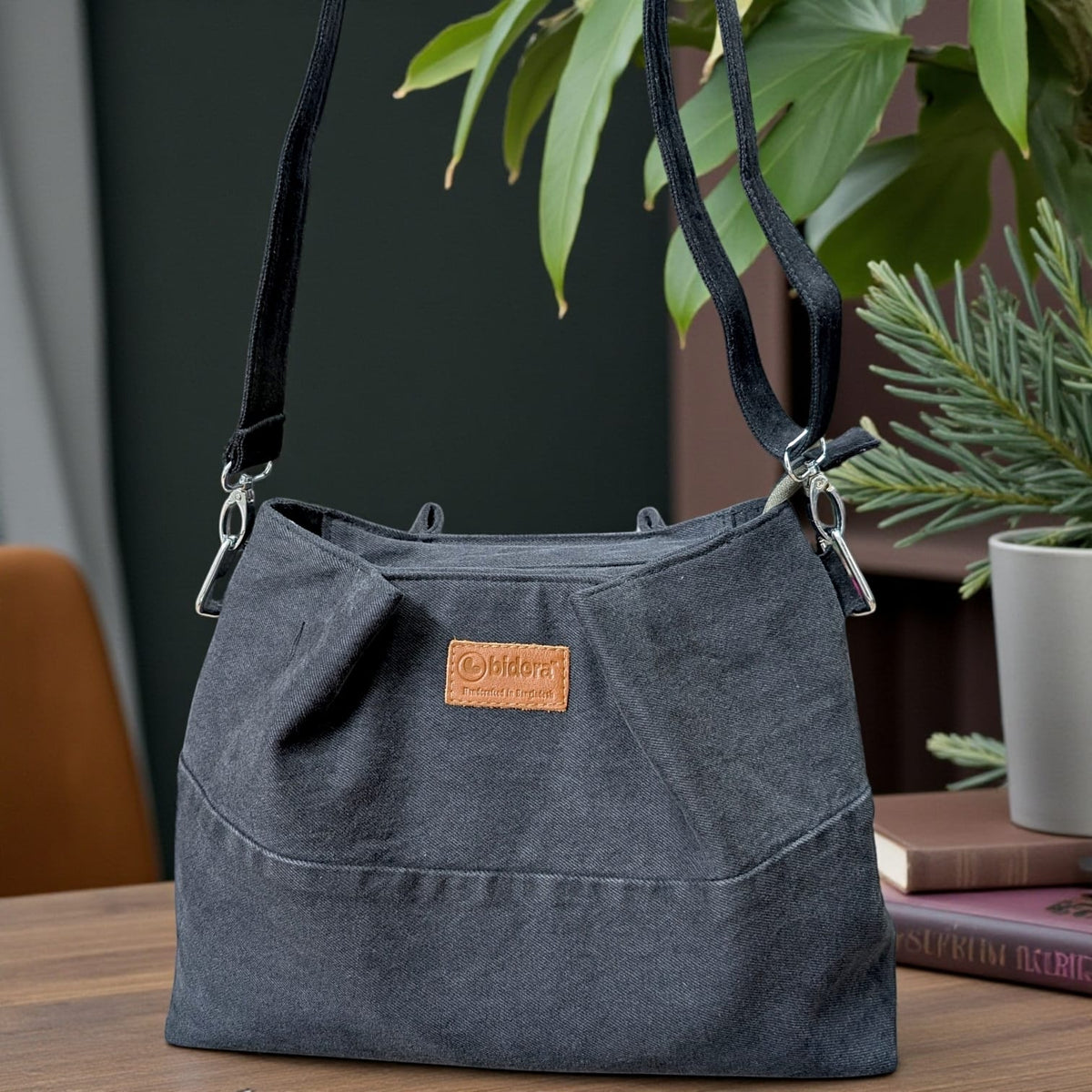 Exclusive IVY Bag -Shoulder Bag Perfect For Casual or Daily Purpose