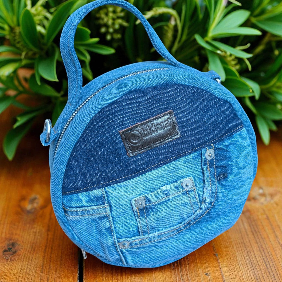 Round Bag- Trendy Look with Ample Space