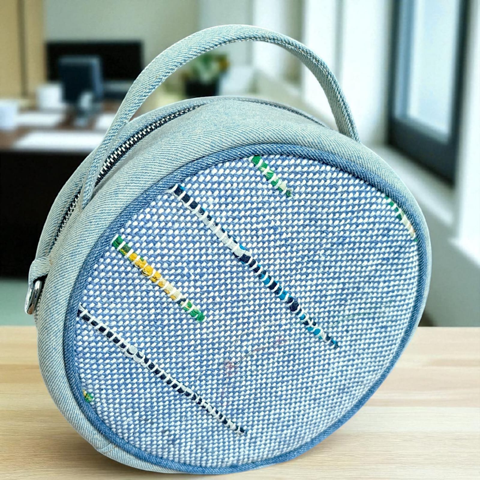 Round Bag- Trendy Look with Ample Space